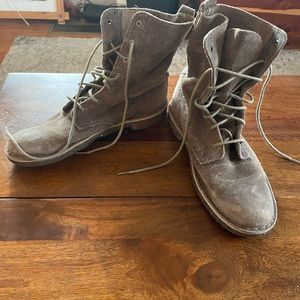 Clarks Original Lace Up Leather Desert Boot